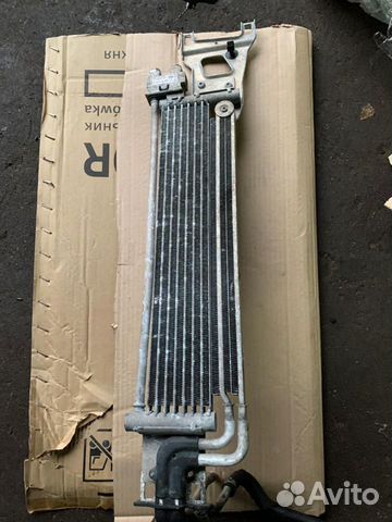 Радиатор масляный Мерседес A2045001001