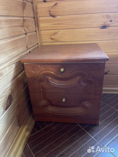Сундук деревянный