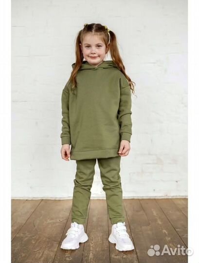Новый костюм утеплённый для девочки