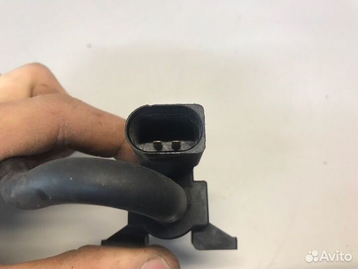 Электромагнитный клапан Volkswagen Golf 6 хэтчбек