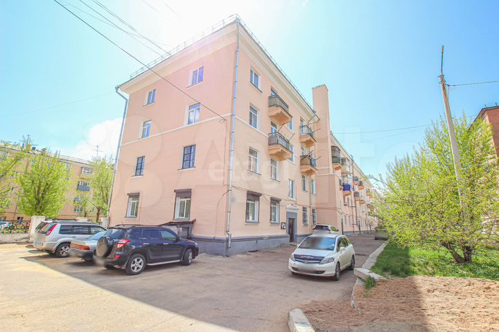 3-к. квартира, 73 м², 1/4 эт.