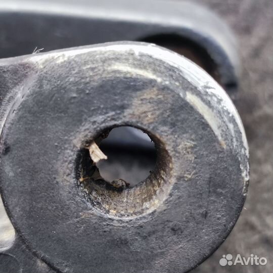 Поводок стеклоочистителя Seat Ibiza