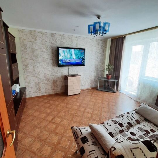 2-к. квартира, 57 м², 3/9 эт.