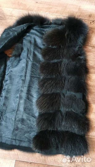 Меховая жилетка