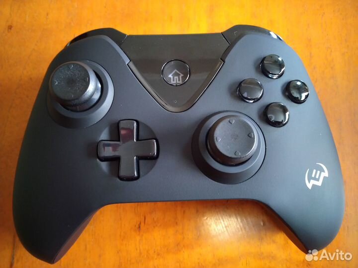 Продам Геймпад беспроводной sven GC-5070 черный