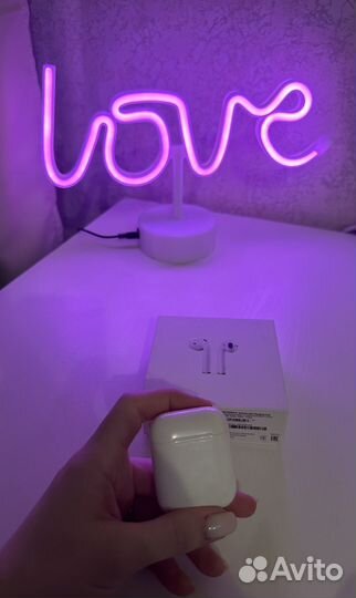 Airpods первое поколение