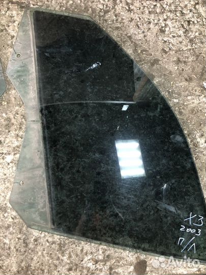 Переднее дверное стекло BMW X3 Е83
