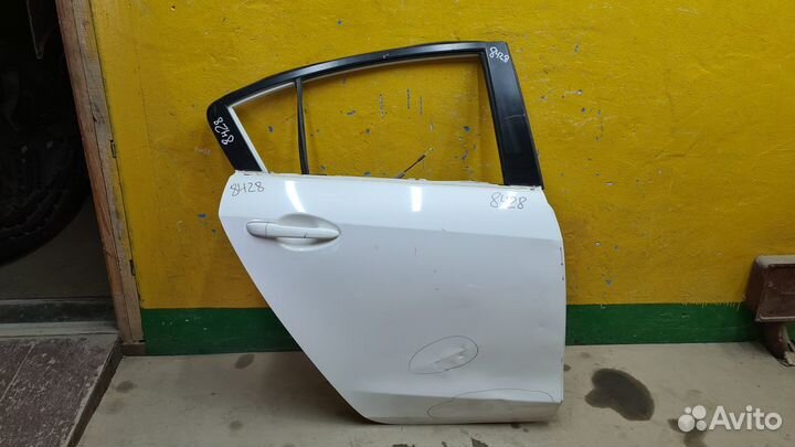 Дверь задняя правая Mazda 3 BL