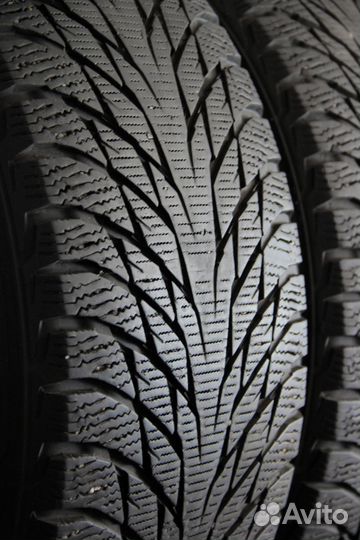 Nokian Tyres Hakkapeliitta R2 225/50 R17 94R