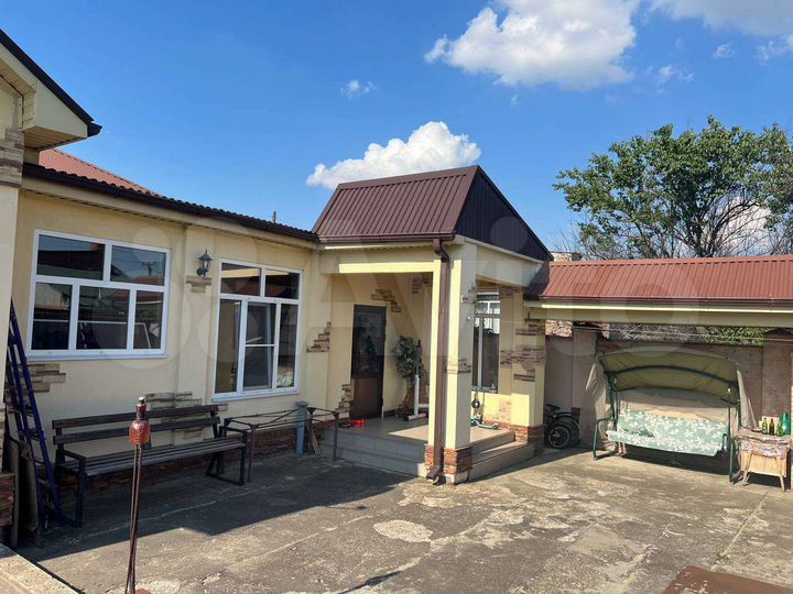 Дом 146 м² на участке 4 сот.