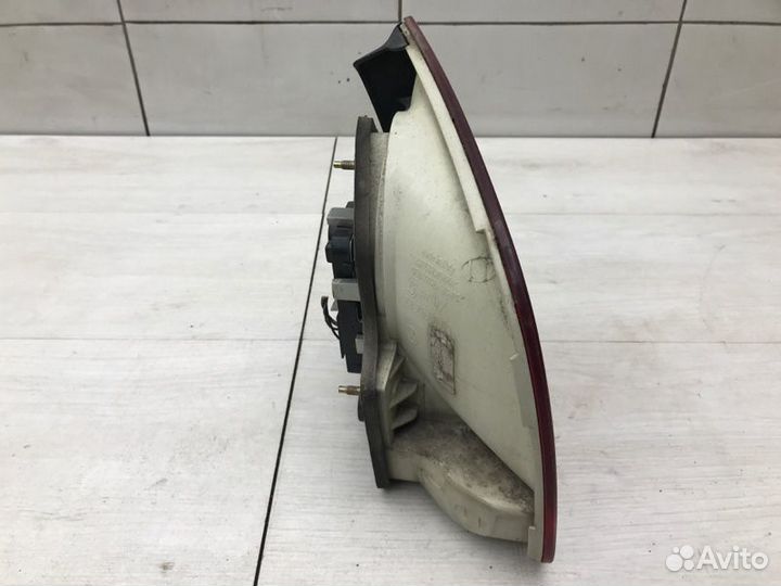 Фонарь правый Vw Touareg 7L BAC 2005