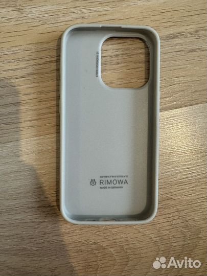 Чехол на iPhone 15 pro Rimowa