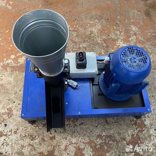 Гранулятор комбикорма 120 мм 220 / 380 вт
