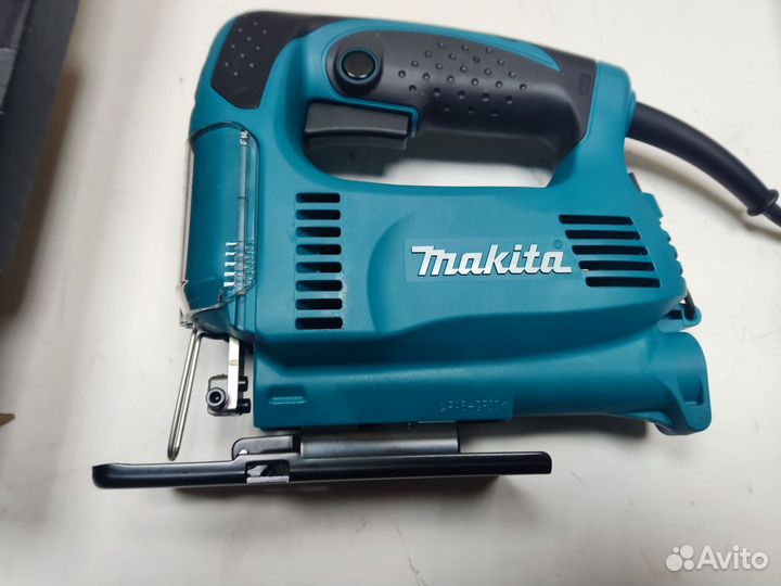 Лобзик makita 4327. Новый