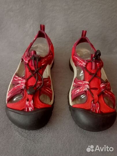 Сандалии Keen 40(стелька.26 см)