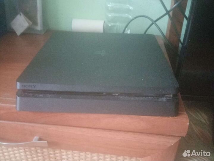 Sony PS4 slim 1tb