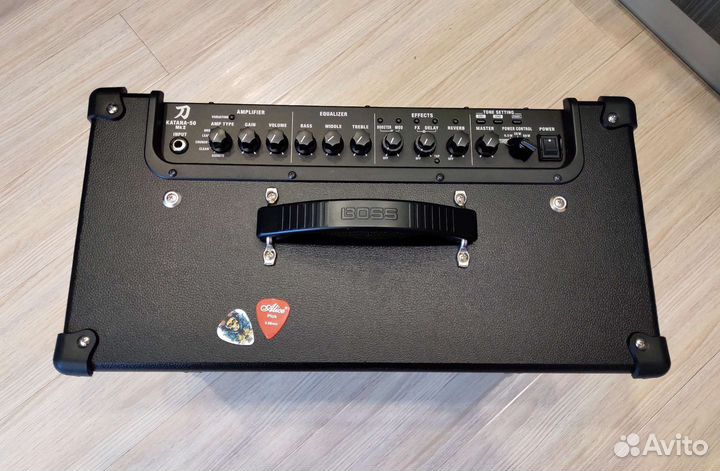 Boss Katana 50 Mk II (Комбоусилитель KTN2 +Кабель)