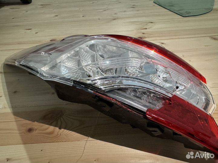 Фара задняя левая camry