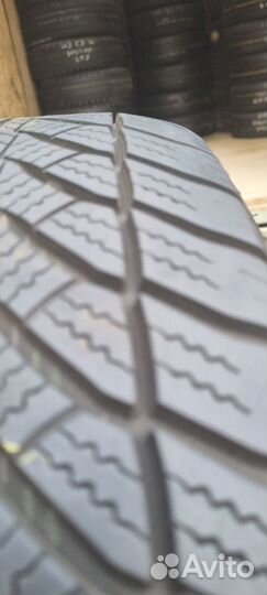 Goodyear UltraGrip 8 205/60 R16