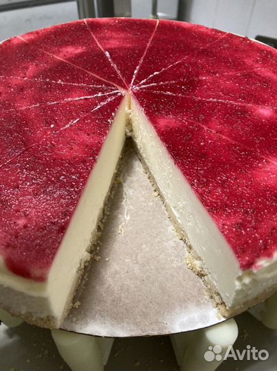 Аппарат для нарезки тортов (торторезка). В наличии