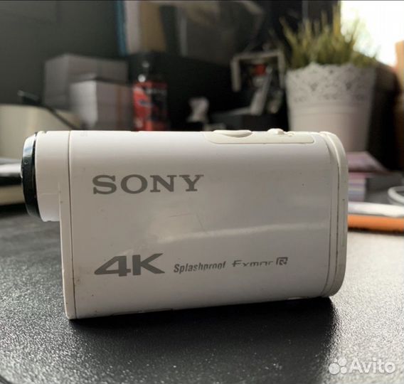 Экшн видеокамера Sony FDR-X1000V (4K ActionCam)