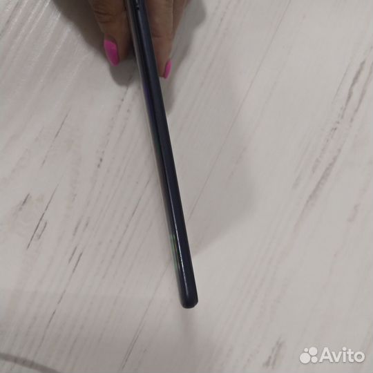 Samsung Galaxy A50, 4/64 ГБ