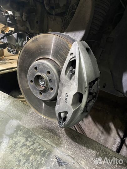 Суппорта передний BMW G11/12