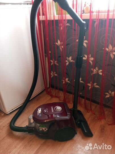 Пылесос Samsung 1600w