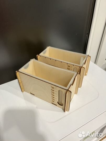 Две силиконовые формы для мыла в каркасе