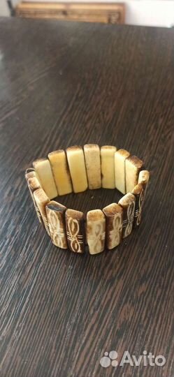 Браслет из кости