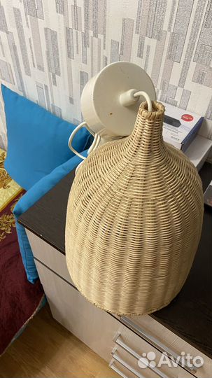 Продам люстру IKEA