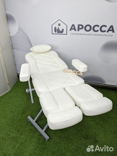 Педикюрное кресло на гидравлике белое. Красноярск