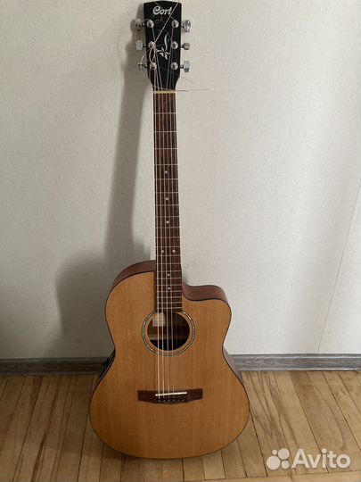 Электроакустическая гитара Cort Jade 1E