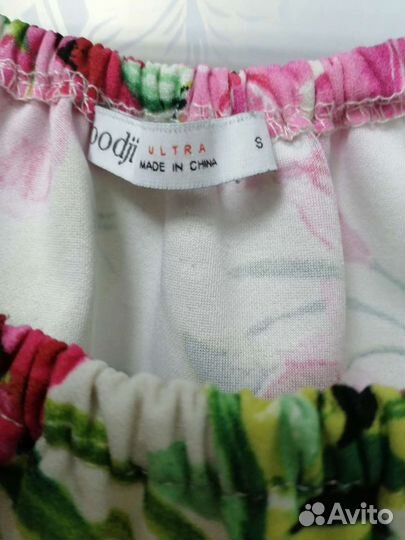 Пакет вещей В цветочек на девушку 42-44 лето