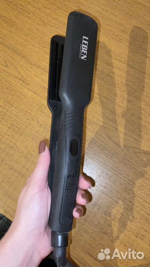 Утюжек для волос гофре Leben