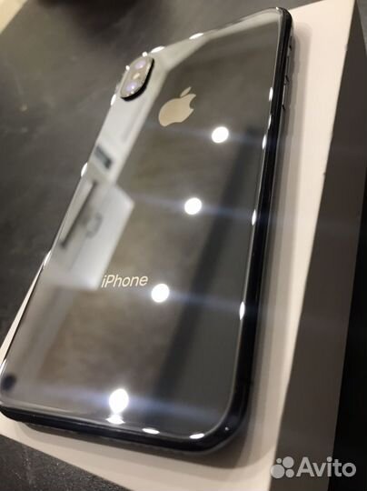 iPhone X, 64 ГБ