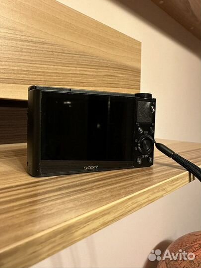 Компактный фотоаппарат sony DSC-RX100