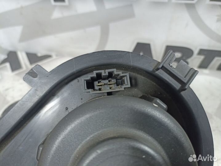 Мотор печки Volkswagen Golf 4