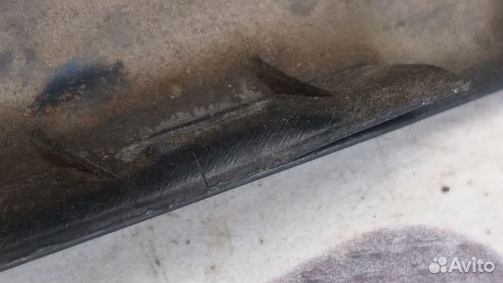 Накладка обшивки багажной двери левая Ford Kuga 1