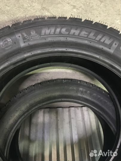Michelin Alpin 245/50 R19