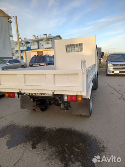 Isuzu Elf, 1996