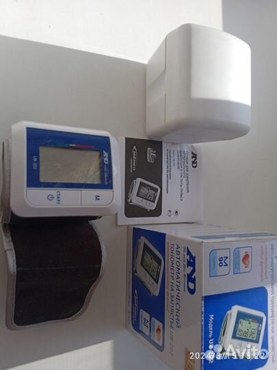 Тонометр автоматический на запястье AND 202