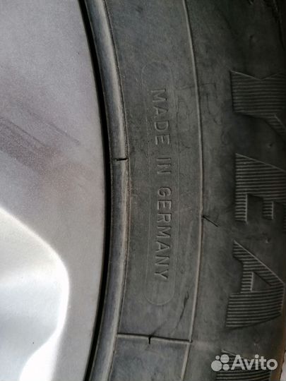 Goodyear UltraGrip Ice Arctic SUV 235/65 R17 108T