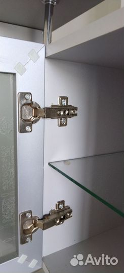 Кухонные навесные шкафы