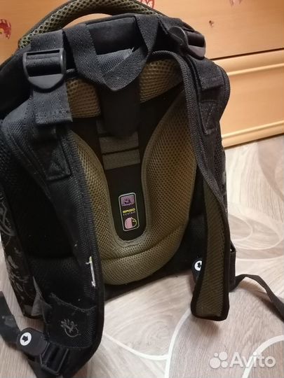 Рюкзак школьный