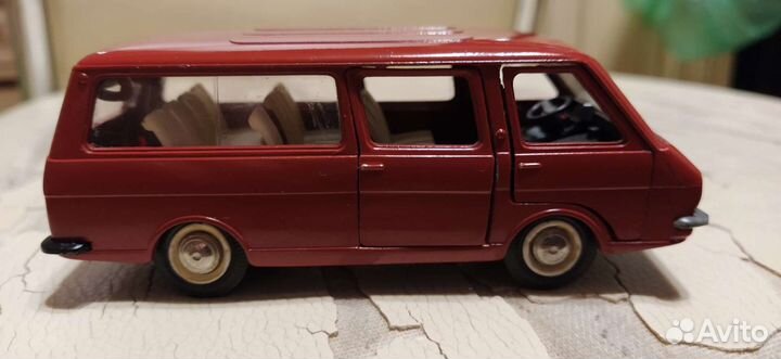 Модель авто Раф 2203 СССР 1:43