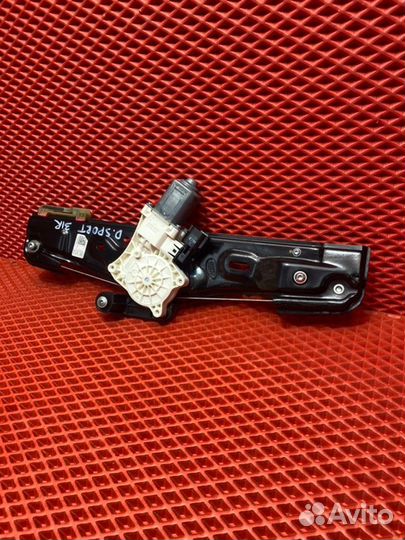 Стеклоподъемник задний правый Land Rover Discovery