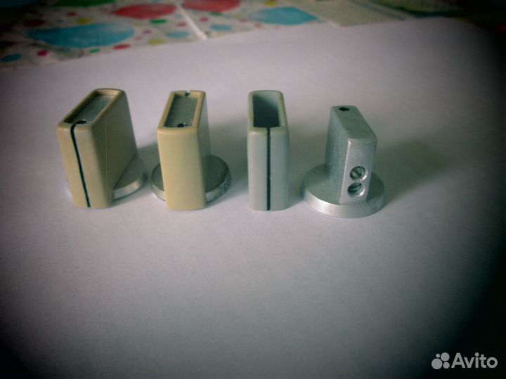 Ручки для электронной аппаратуры