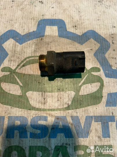 Датчик включения вентилятора Volkswagen Polo RUS