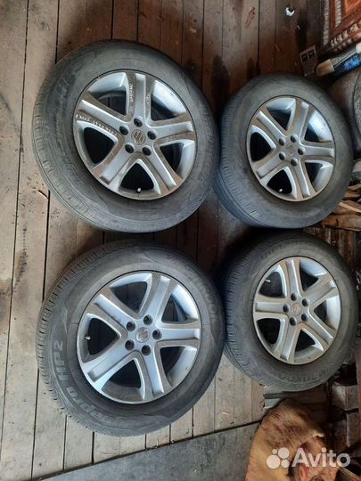 Hankook Dynapro HP2 RA33 225/65 R17